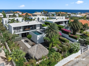 Villa Royale – Propiedad de inversión con cuatro villas en Vista Royal